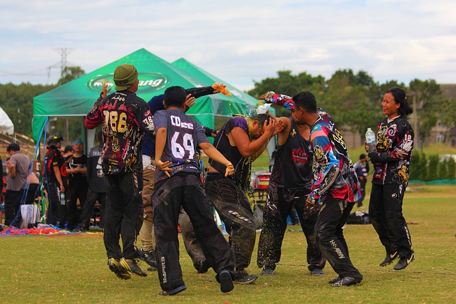 随着中超联 随着中超联